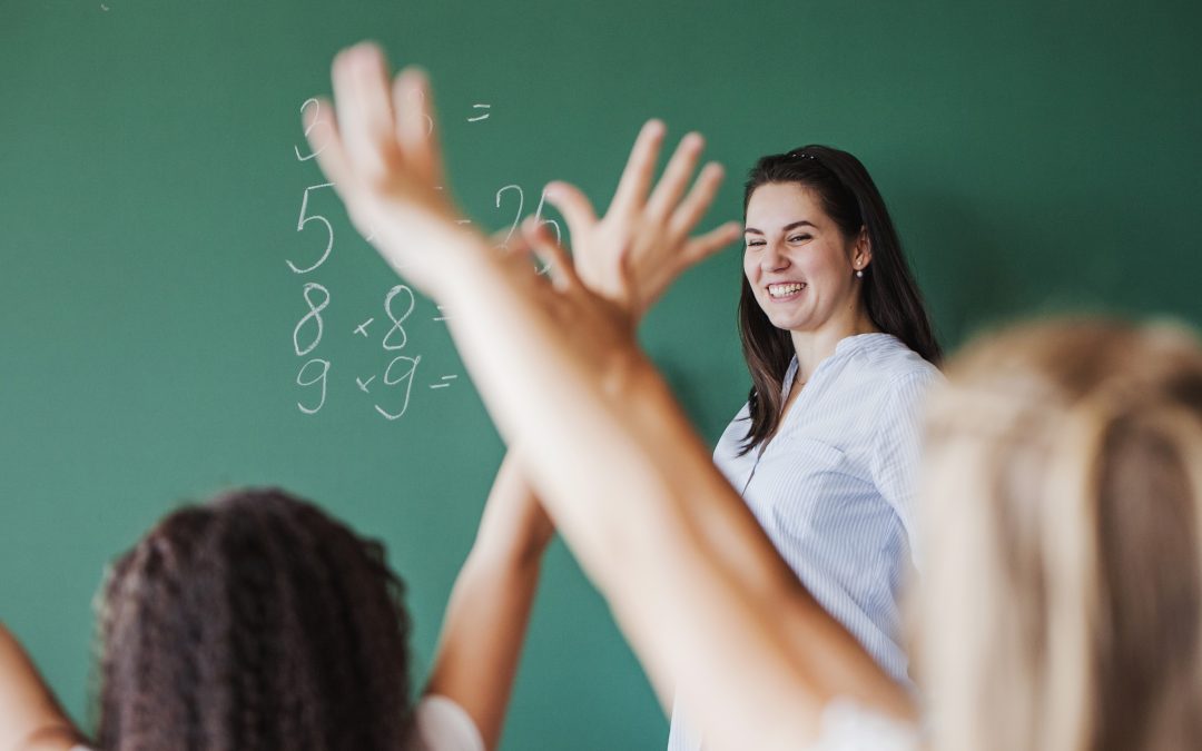 El Baile de Roles en la Vida: A Veces Maestros, Otras Alumnos