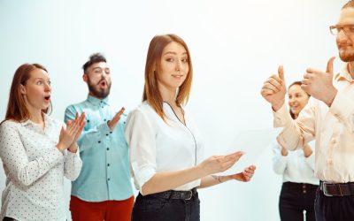 Cómo Atraer Talento en Sectores Competitivos: Estrategias de World of Job